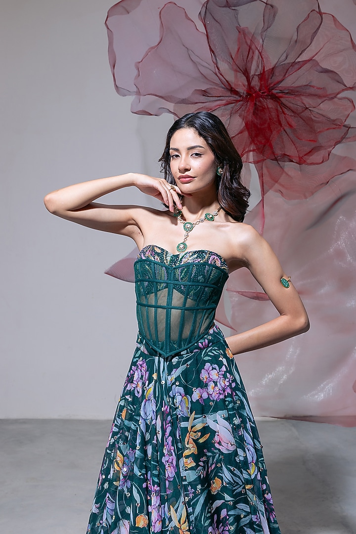 Green Organza Printed & Cutdana Work Skirt Set by Vesture at Pernia's Pop Up Shop