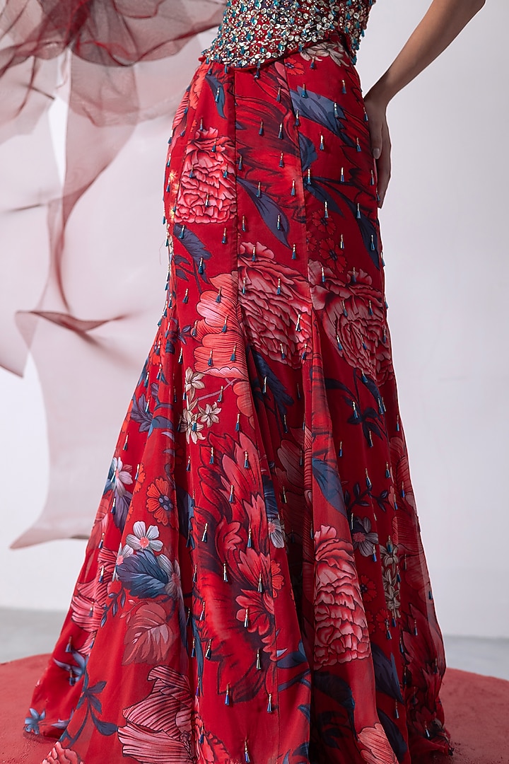 Red Organza Printed Fish-Cut Skirt Set by Vesture at Pernia's Pop Up Shop