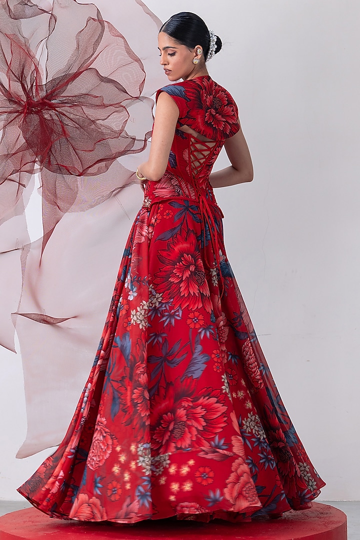 Red Organza Printed Flared Skirt Set by Vesture at Pernia's Pop Up Shop