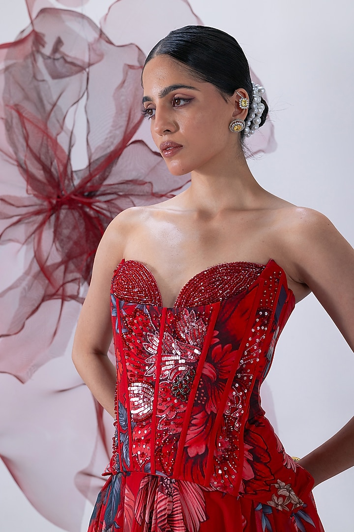 Red Organza Printed Flared Skirt Set by Vesture at Pernia's Pop Up Shop
