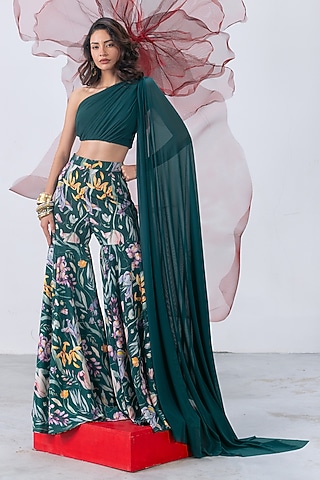 Emerald Green Crepe Printed Palazzo Pant Set by Vesture