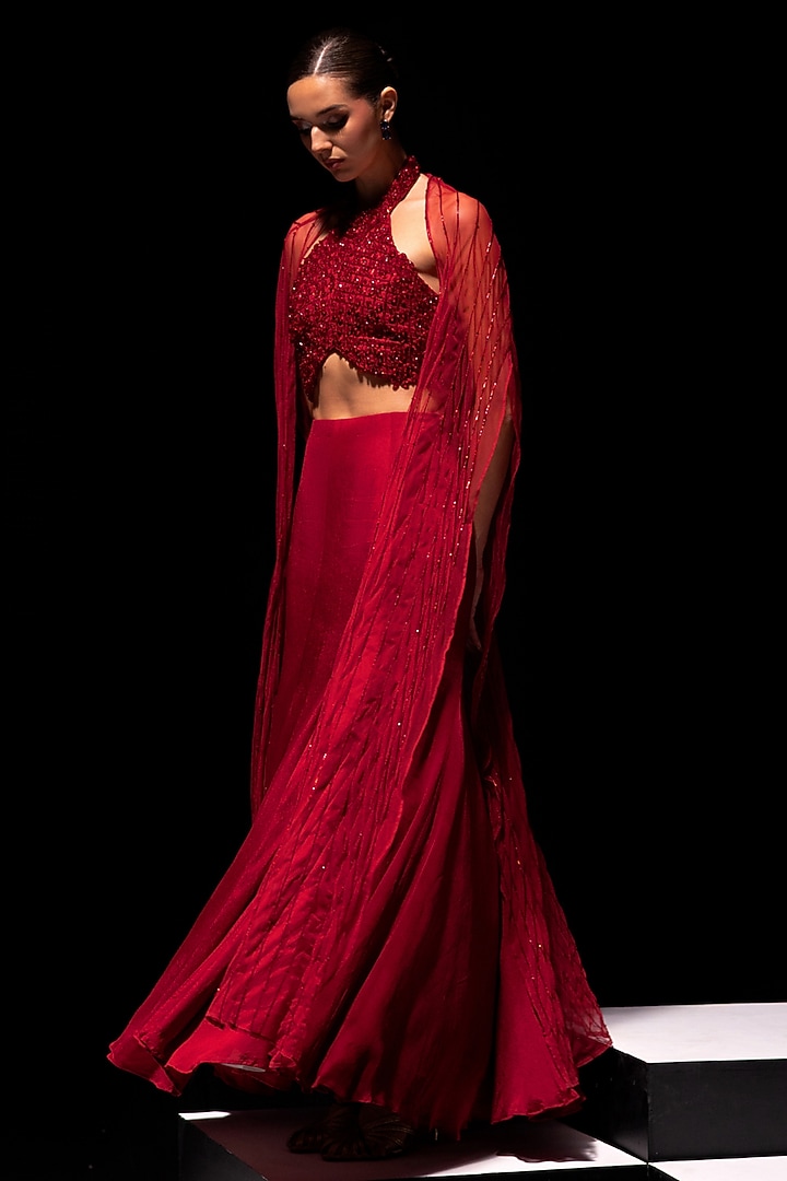 Deep Red Mesh & Crepe Fish-Cut Wedding Lehenga Set by Vesture at Pernia's Pop Up Shop