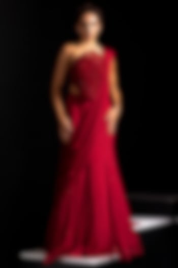 Deep Red Mesh & Crepe Embellished Wedding Lehenga Set by Vesture at Pernia's Pop Up Shop