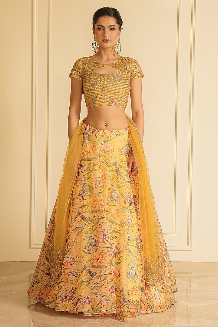 Yellow Organza Printed Wedding Lehenga Set by Vesture at Pernia's Pop Up Shop