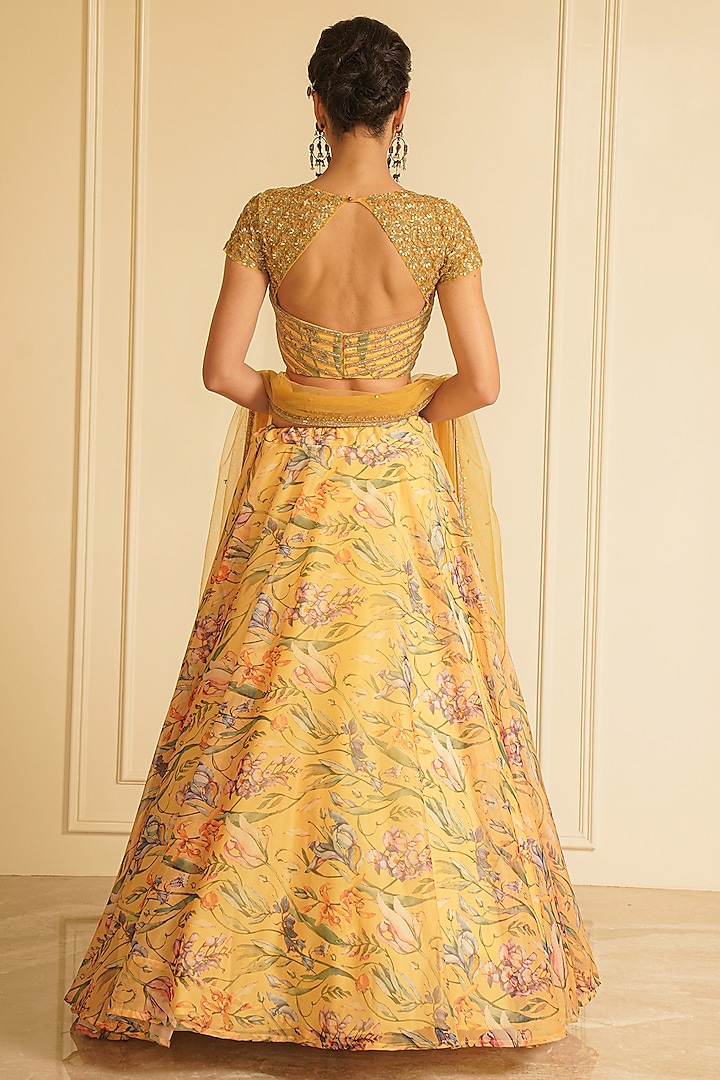 Yellow Organza Printed Wedding Lehenga Set by Vesture at Pernia's Pop Up Shop