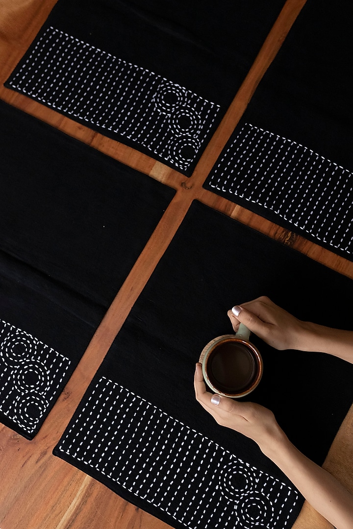 Black Pure Handwoven Cotton Table Mats (Set of 6) by Veaves