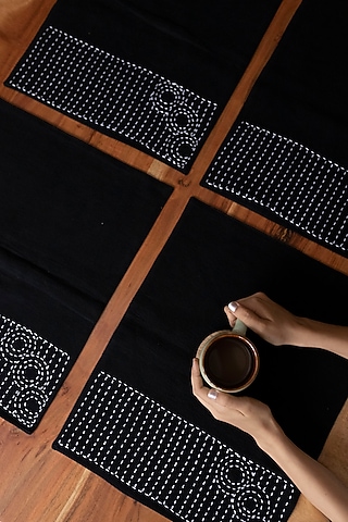 Black Pure Handwoven Cotton Table Mats (Set of 6) by Veaves