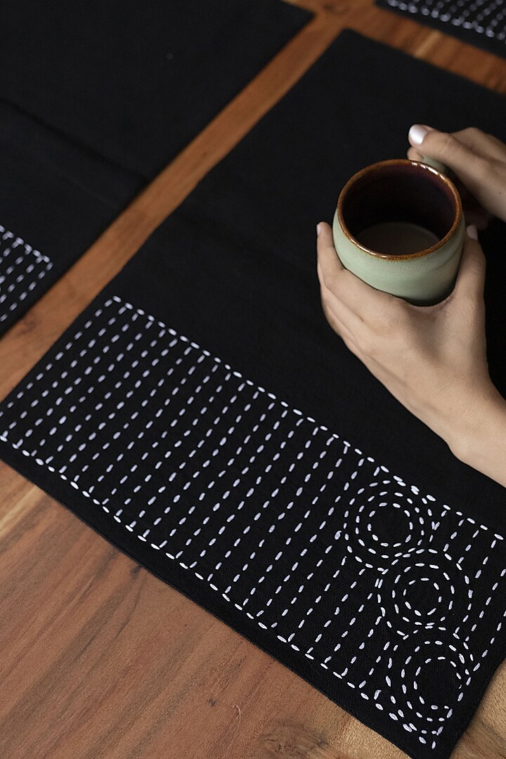 Black Pure Handwoven Cotton Table Mats (Set of 6) by Veaves at Pernia's Pop Up Shop