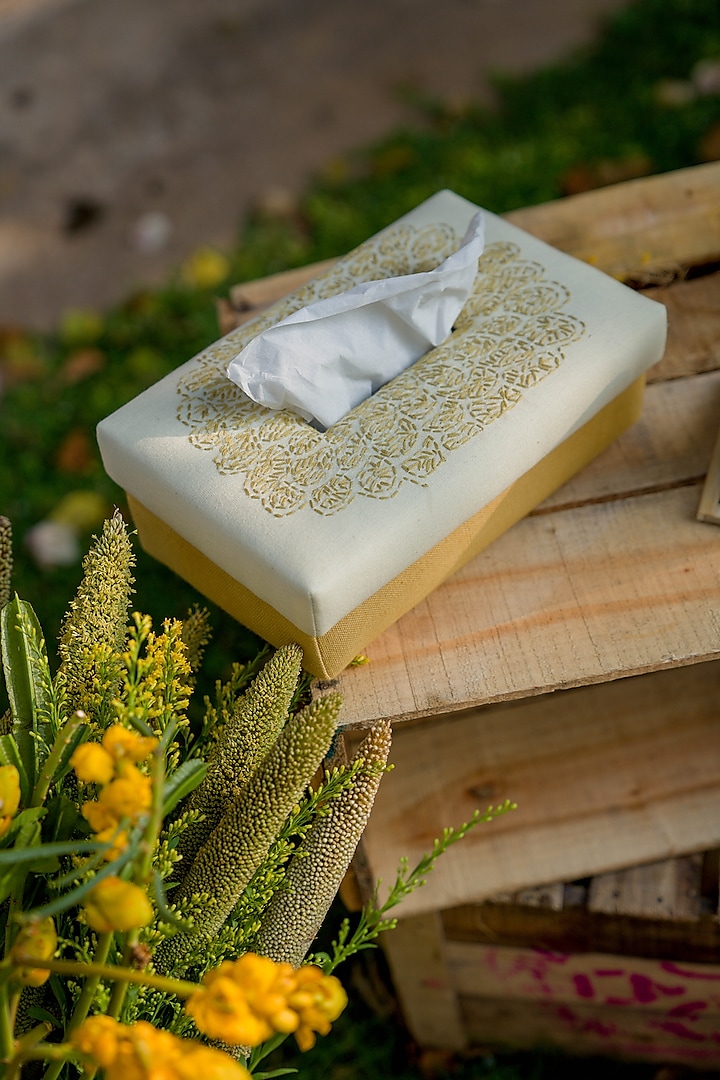 White Pure Handwoven Cotton Tissue Box by Veaves