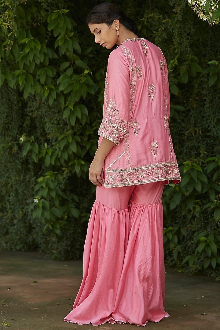 Pink Handloom Chanderi Gharara Set by Vashisht Guru Dutt at Pernia's Pop Up Shop