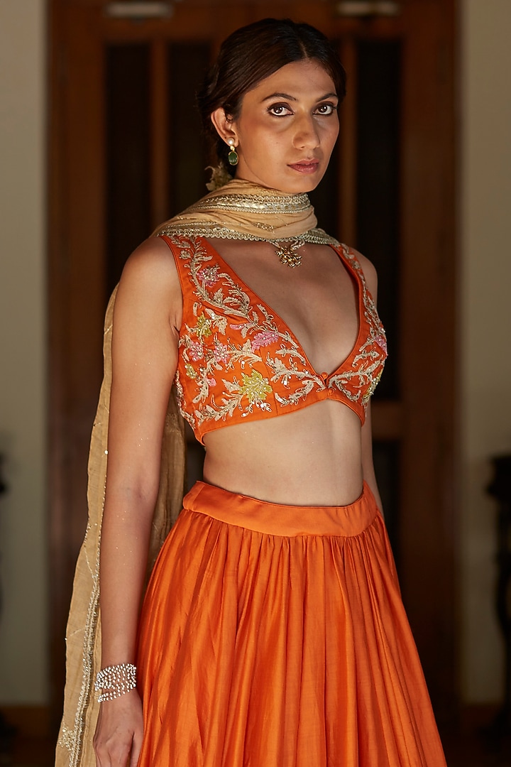 Orange Embroidered Wedding Lehenga Set by Vashisht Guru Dutt at Pernia's Pop Up Shop