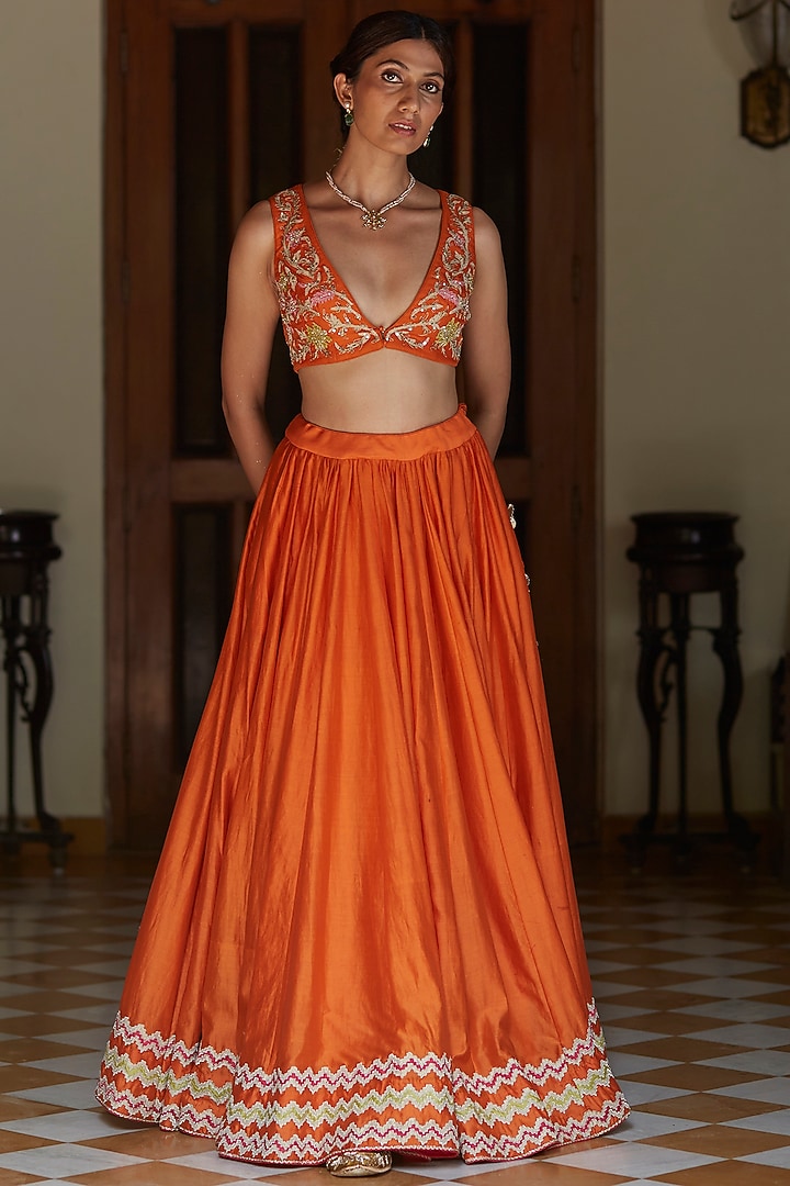 Orange Embroidered Wedding Lehenga Set by Vashisht Guru Dutt at Pernia's Pop Up Shop