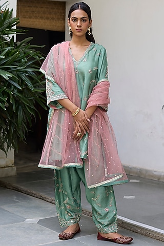 Aqua Green Dupion Silk Embroidered Kurta Set by Vashisht Guru Dutt