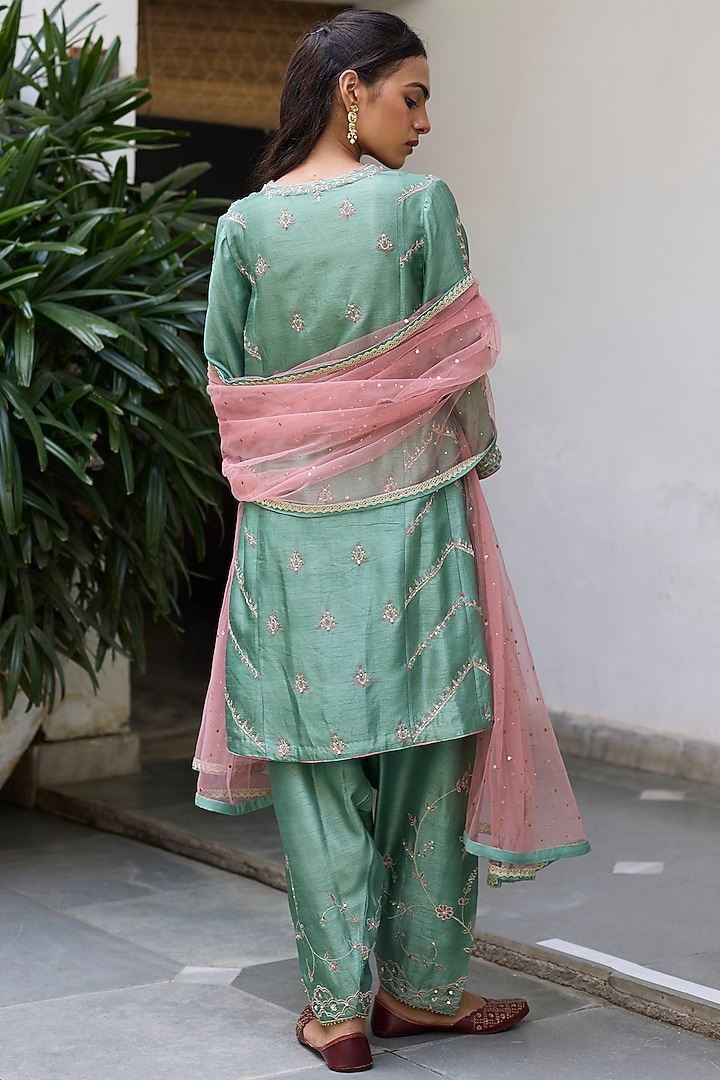 Aqua Green Dupion Silk Embroidered Kurta Set by Vashisht Guru Dutt at Pernia's Pop Up Shop