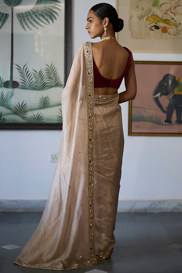 Almond Beige Silk Tissue Crinkled Wedding Saree Set by Vashisht Guru Dutt at Pernia's Pop Up Shop