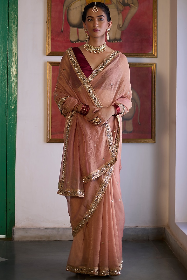 Old Rose Pink Silk Tissue Crinkled Saree Set by Vashisht Guru Dutt at Pernia's Pop Up Shop