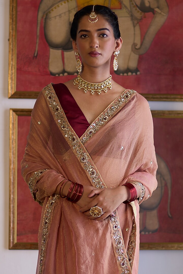 Old Rose Pink Silk Tissue Crinkled Wedding Saree Set by Vashisht Guru Dutt at Pernia's Pop Up Shop
