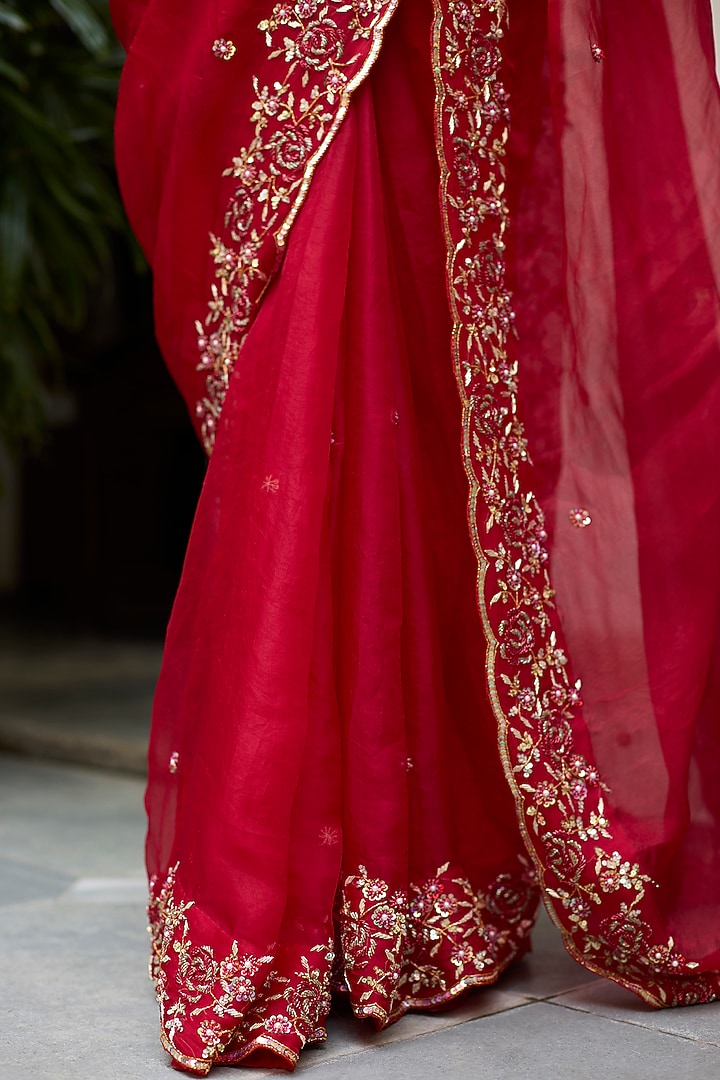 Red Silk Organza Embroidered Scalloped Wedding Saree Set by Vashisht Guru Dutt at Pernia's Pop Up Shop
