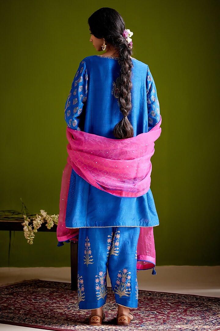 Blue Dupion Silk Block Printed & Hand Embroidered Paneled Kurta Set by Vashisht Guru Dutt at Pernia's Pop Up Shop