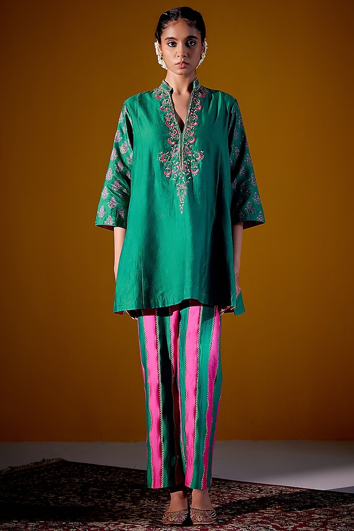 Green Woven Chanderi Block Printed & Hand Embroidered Tunic Set by Vashisht Guru Dutt