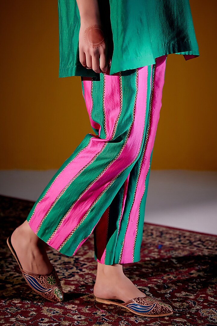 Green Woven Chanderi Block Printed & Hand Embroidered Tunic Set by Vashisht Guru Dutt at Pernia's Pop Up Shop