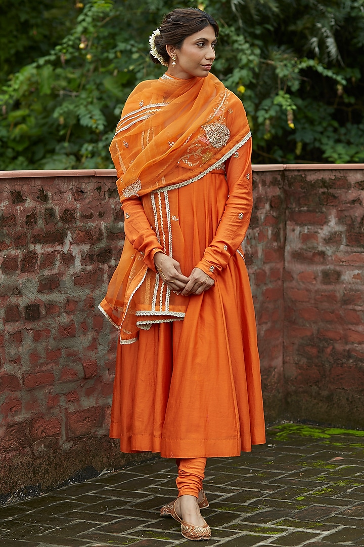 Orange Silk Chanderi Resham Embroidered Wedding Anarkali Set by Vashisht Guru Dutt at Pernia's Pop Up Shop
