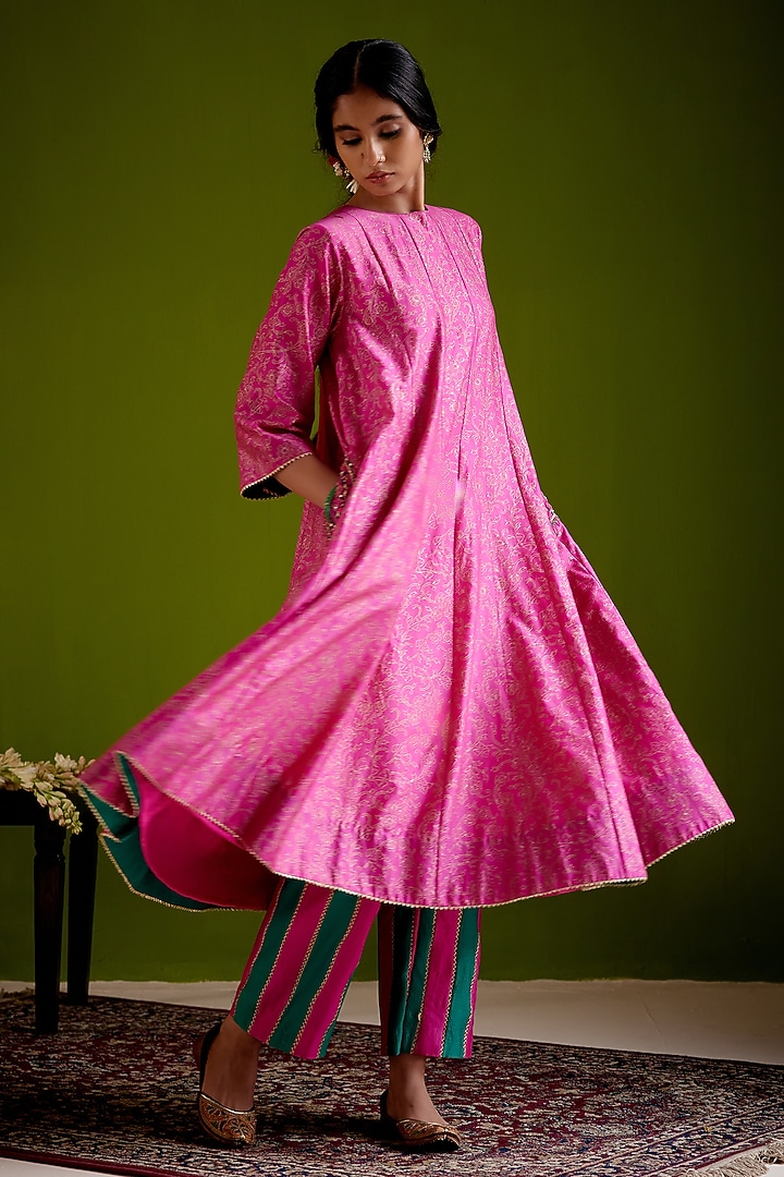 Pink Woven Chanderi Block Printed & Dabka Embroidered Wedding Anarkali Set by Vashisht Guru Dutt at Pernia's Pop Up Shop