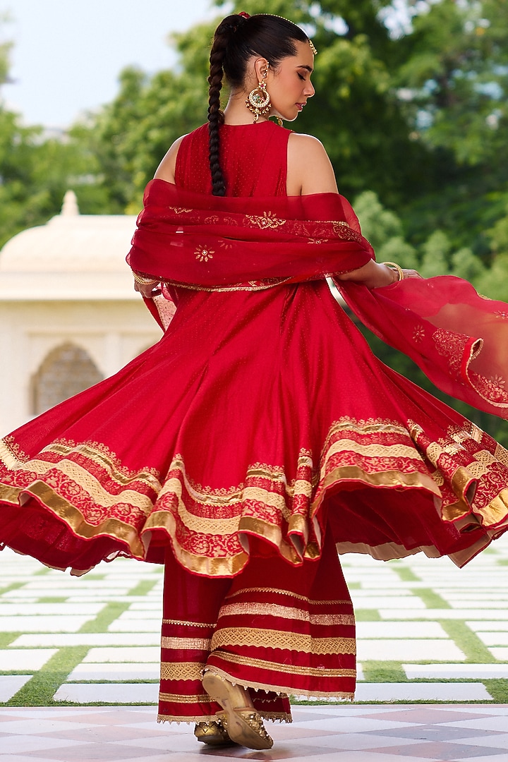 Red Chanderi Block Printed & Embroidered Wedding Anarkali Set by Vashisht Guru Dutt at Pernia's Pop Up Shop