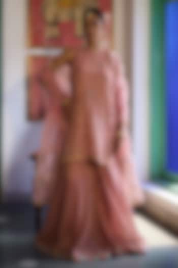Old Rose Tissue Chanderi Resham & Badla Embroidered Kurta Set by Vashisht Guru Dutt at Pernia's Pop Up Shop