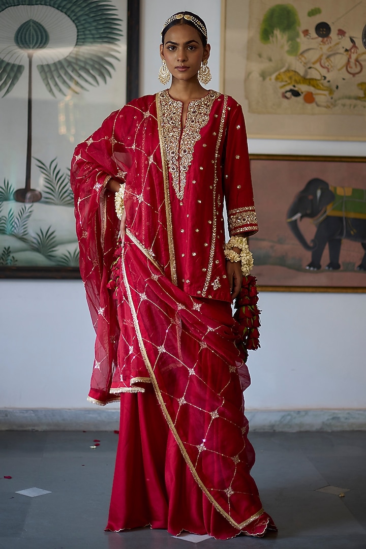 Red Chanderi Zardosi Embroidered Gharara Set by Vashisht Guru Dutt at Pernia's Pop Up Shop