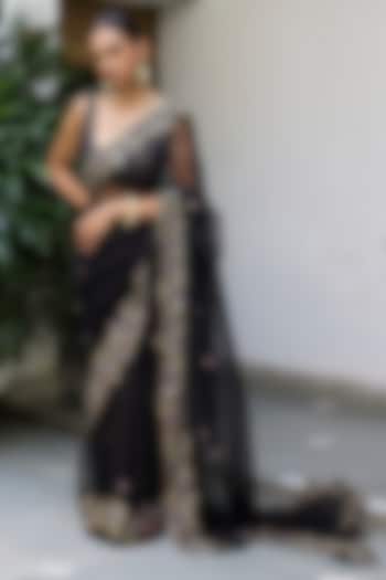 Black Silk Organza Dabka & Sequin Scalloped Embroidered Wedding Saree Set by Vashisht Guru Dutt at Pernia's Pop Up Shop