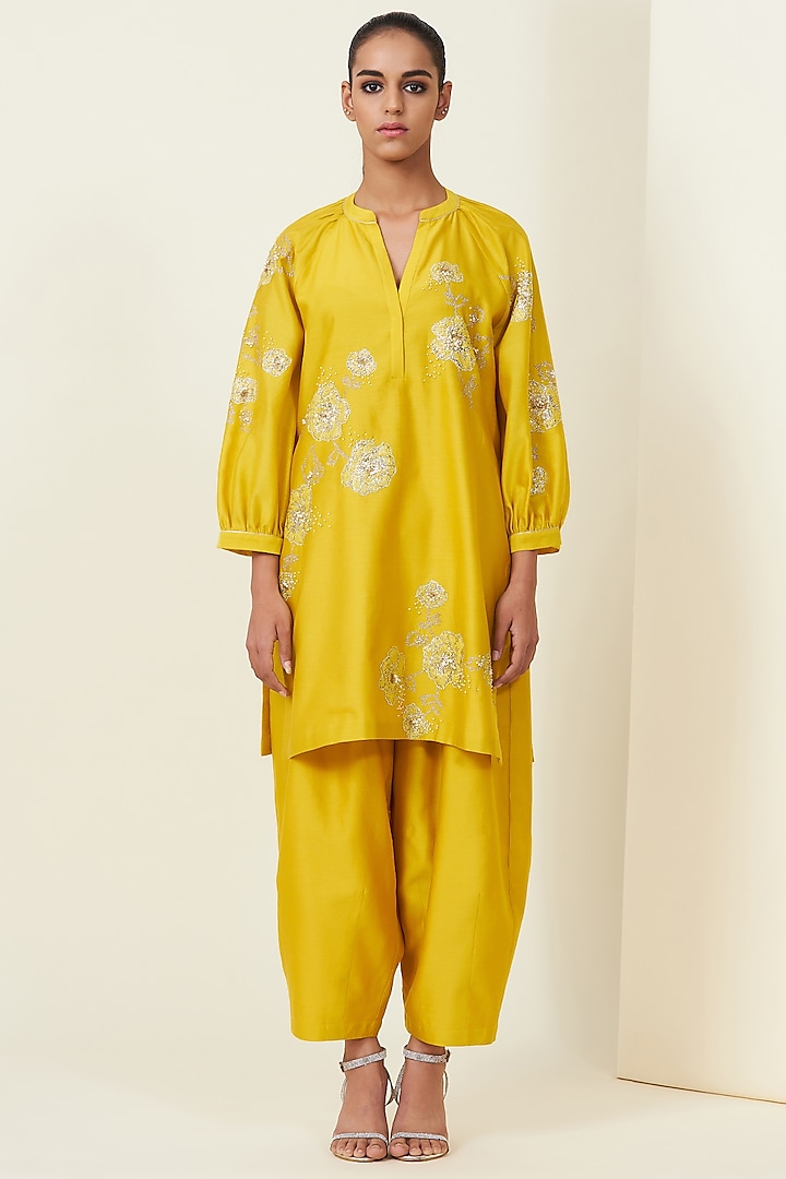 Yellow Hand Embroidered Tunic Set by VIAM at Pernia's Pop Up Shop