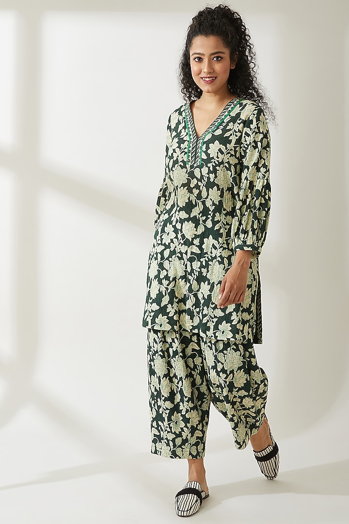 Green Floral Printed Trousers by VIAM