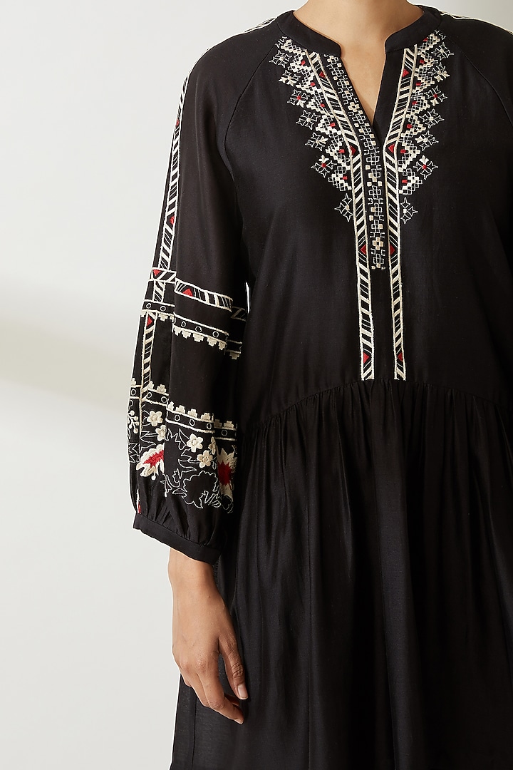 Black Embroidered Top by VIAM at Pernia's Pop Up Shop