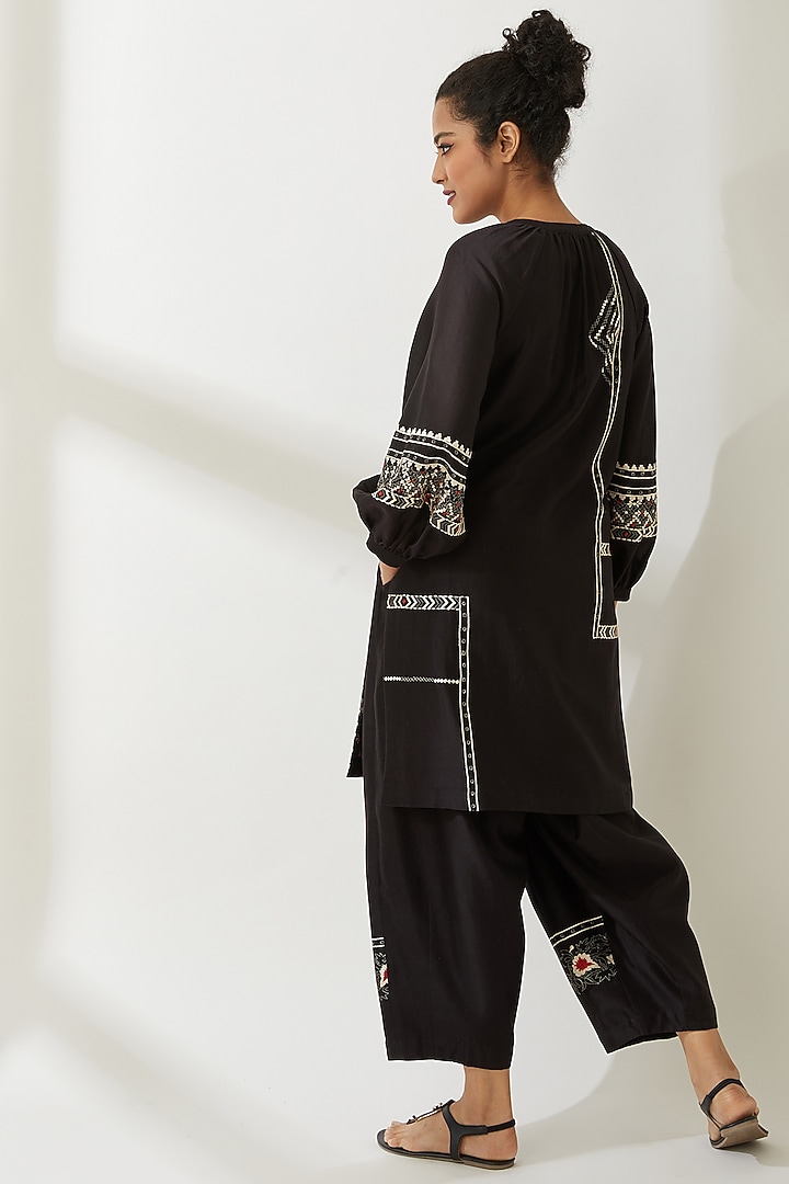 Black Cotton Silk Embroidered Trousers by VIAM at Pernia's Pop Up Shop