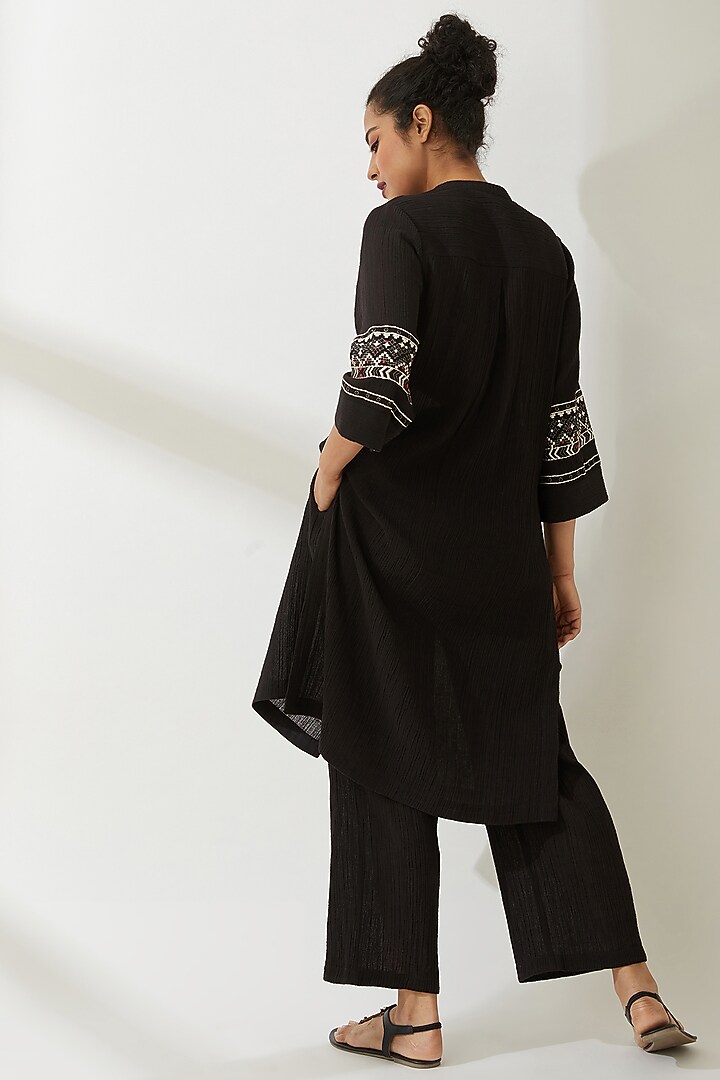 Black Floral Embroidered Sherwani by VIAM at Pernia's Pop Up Shop