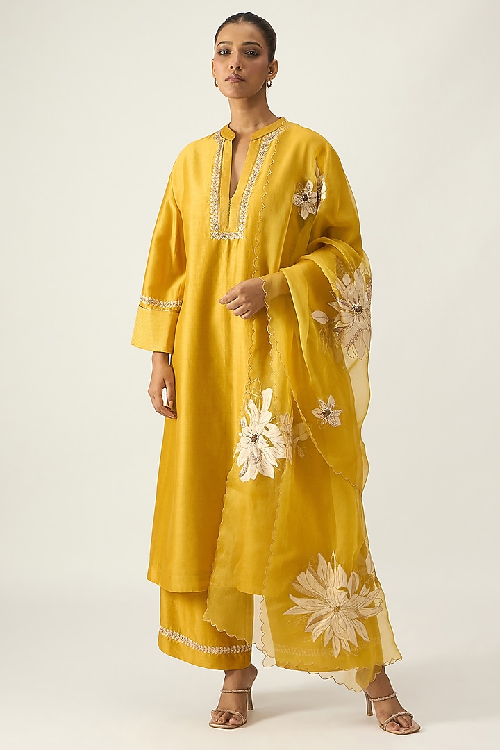 Sunrise Yellow Chanderi Hand Embroidered Kurta Set by Viam at Pernia's Pop Up Shop