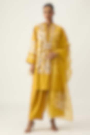 Sunrise Yellow Chanderi Hand Embroidered Kurta Set by Viam at Pernia's Pop Up Shop