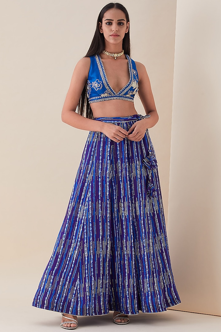 Deep Blue Metallic Embroidered Lehenga Set by VIAM at Pernia's Pop Up Shop