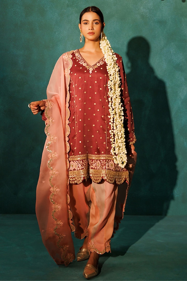 Maroon Pure Silk Marodi & Sequins Embroidered Kurta Set by Vinita Bhansali at Pernia's Pop Up Shop