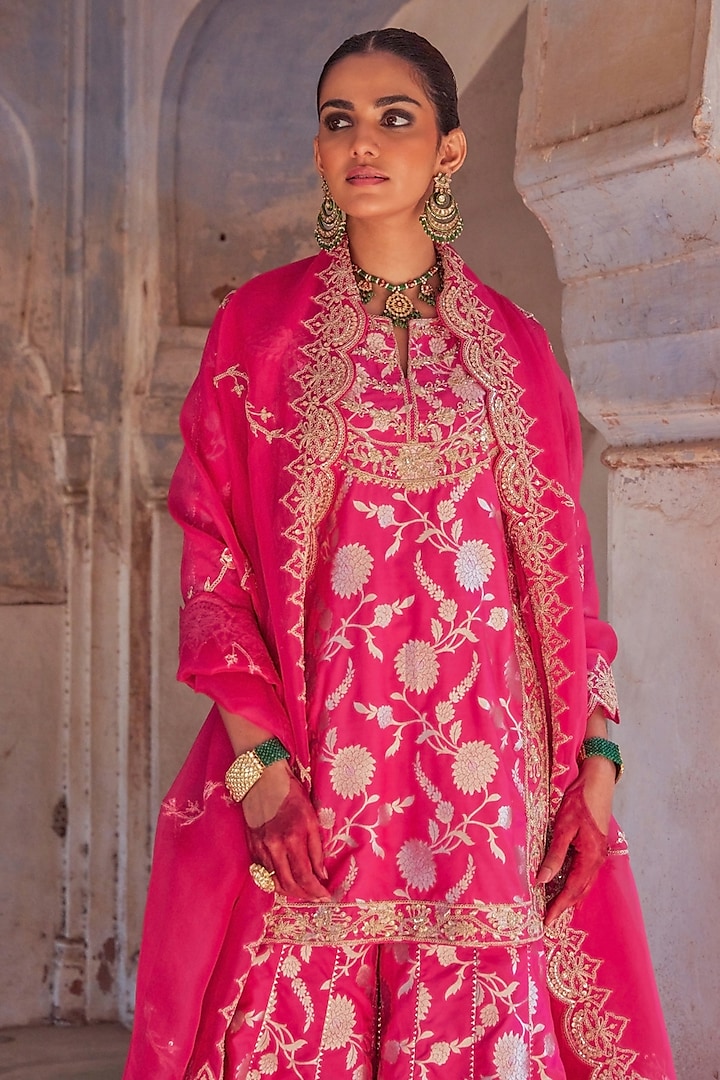 Pink Pure Banarasi Silk Embroidered Gharara Set by Vinita Bhansali at Pernia's Pop Up Shop