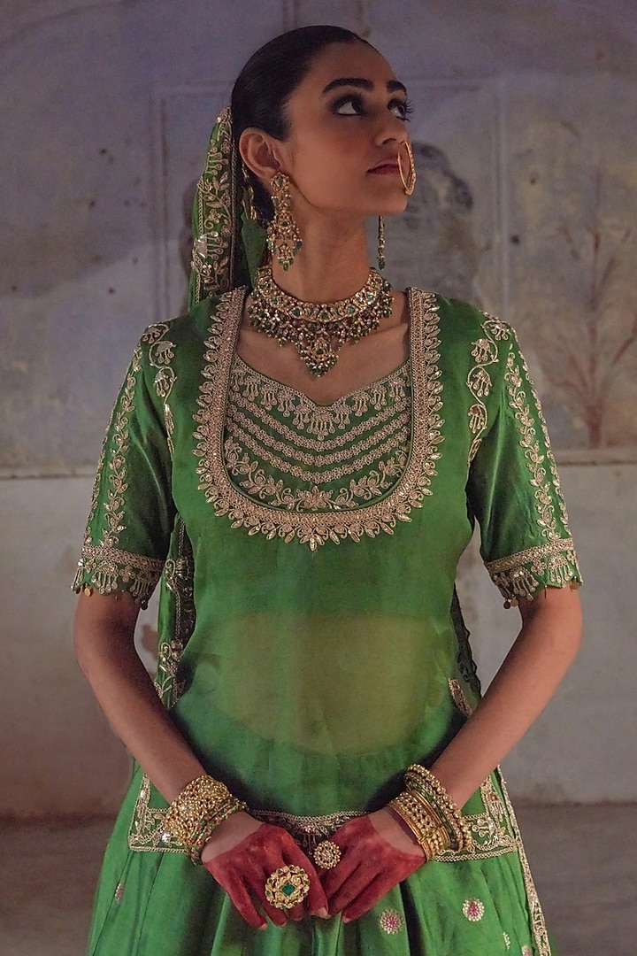 Green Pure Banarasi Silk Mukaish Hand Embroidered Wedding Lehenga Set by Vinita Bhansali at Pernia's Pop Up Shop