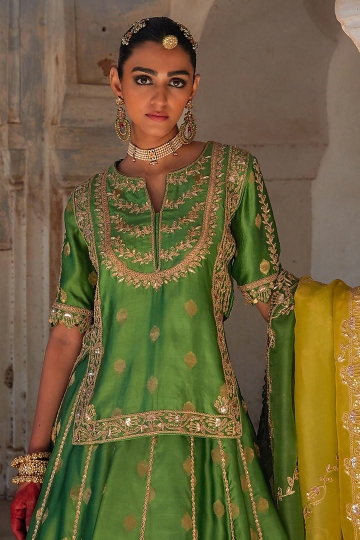 Green Pure Banarasi Silk Zardosi & Sequin Hand Embroidered Wedding Lehenga Set by Vinita Bhansali at Pernia's Pop Up Shop