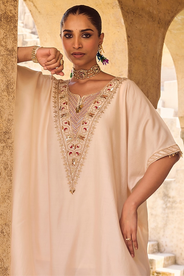 White Pure Silk Hand Embroidered Kaftan Set by Vinita Bhansali at Pernia's Pop Up Shop