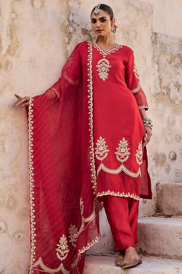 Red Pure Silk Zardosi Hand Embroidered Kurta Set by Vinita Bhansali at Pernia's Pop Up Shop