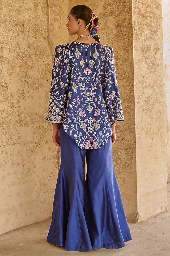 Blue Pure Italian Silk Hand Embroidered Cape Set by Vinita Bhansali at Pernia's Pop Up Shop