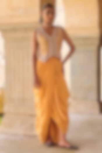 Yellow Pure Crepe Silk Skirt set by Vinita Bhansali at Pernia's Pop Up Shop