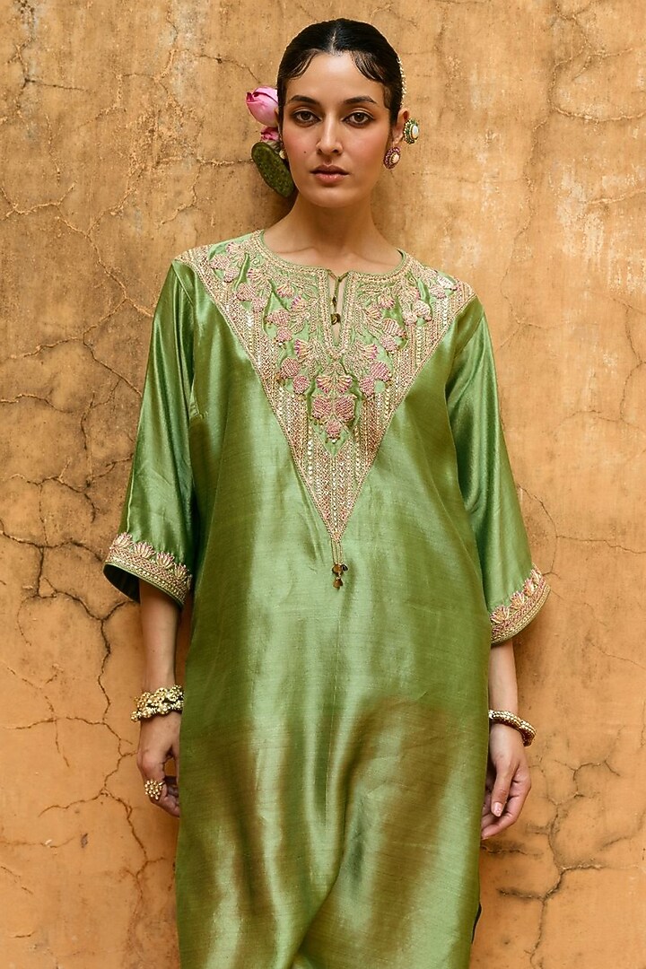 Green Pure Silk Hand Embroidered Kaftan Set by Vinita Bhansali at Pernia's Pop Up Shop