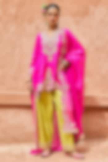 Pink Pure Silk Hand Embroidered Kurta Set by Vinita Bhansali at Pernia's Pop Up Shop