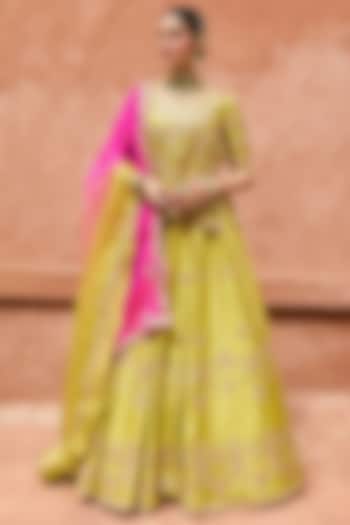 Apple Green Pure Silk Hand Embroidered Bridal Lehenga Set by Vinita Bhansali at Pernia's Pop Up Shop